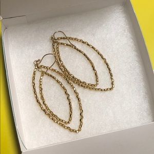 Stella and Dot gold beaded earrings